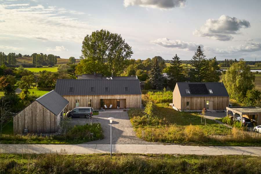 Die Ruhe kehrt ein unter einem Stahldach auf einem idyllischen Naturgrundstück, Fischerstraße 11d, 14778 Päwesin